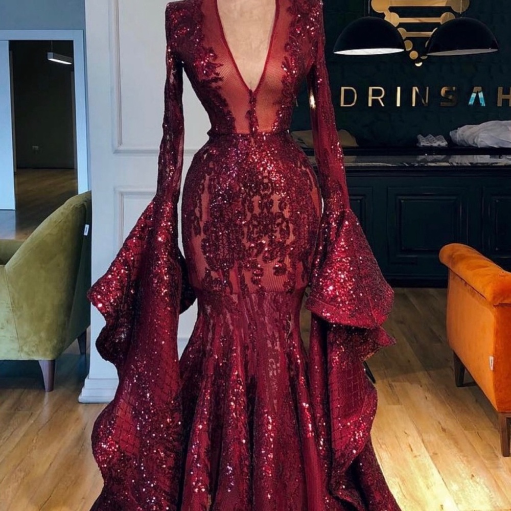 Valdrin Sahiti stunning gown